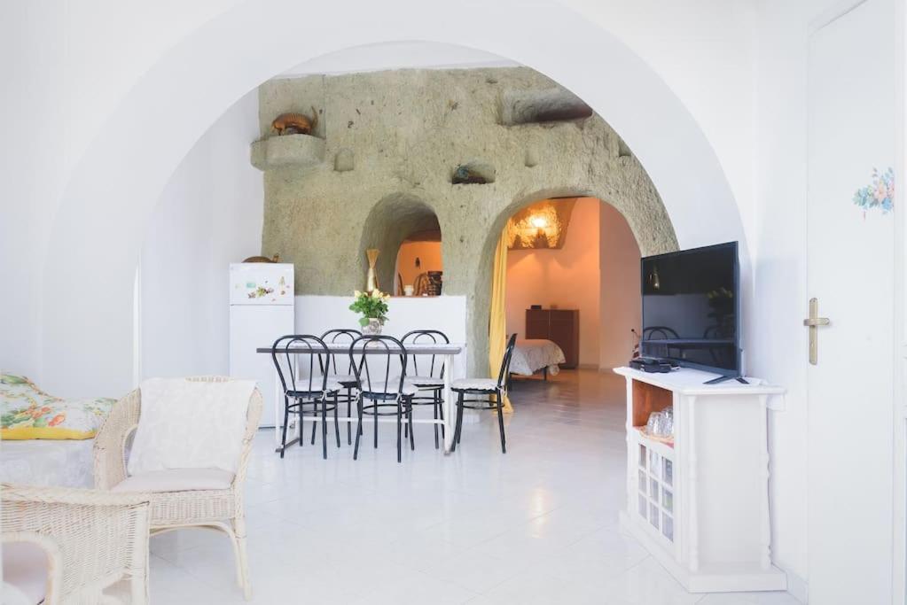 Appartamento In Pietra Di Tufo Verde Ischitana, Forio Forio di Ischia Exteriör bild