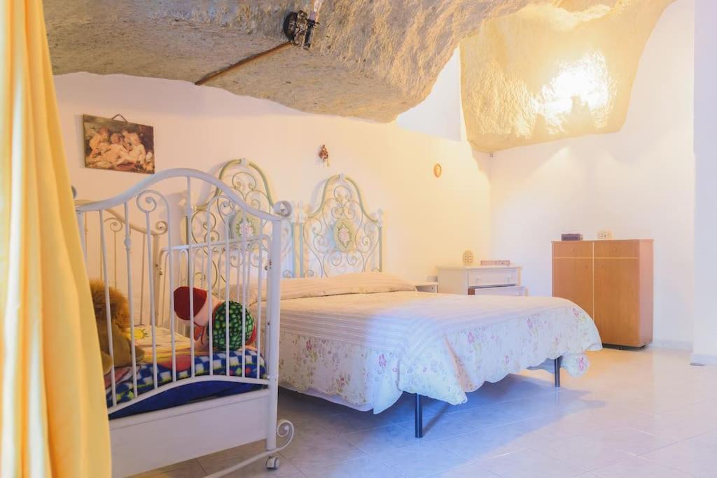 Appartamento In Pietra Di Tufo Verde Ischitana, Forio Forio di Ischia Exteriör bild
